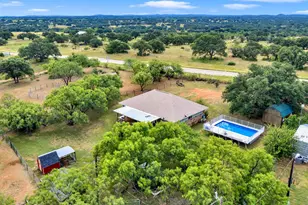 115 Field Stone Dr, Llano, TX 78643 - Photo 32