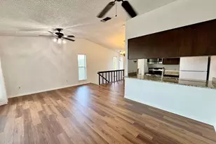 800-D Grassy Knoll, Horseshoe Bay, TX 78657 - Photo 14