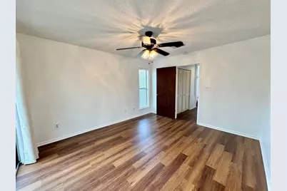 800-D Grassy Knoll, Horseshoe Bay, TX 78657 - Photo 6