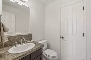 300 W Tarrant St St, Llano, TX 78643 - Photo 14