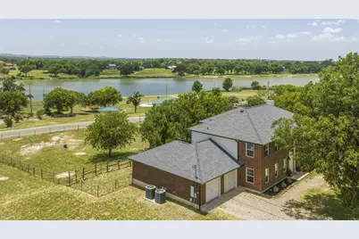 300 W Tarrant St Street, Llano, TX 78643 - Photo 2