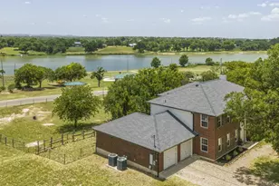 300 W Tarrant St St, Llano, TX 78643 - Photo 2