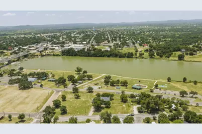300 W Tarrant St Street, Llano, TX 78643 - Photo 34