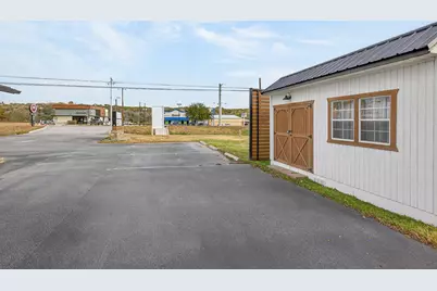 2000 N US Highway 281, Marble Falls, TX 78654 - Photo 28