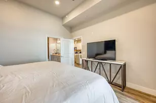 101 West Bank, Horseshoe Bay, TX 78657 - Photo 28