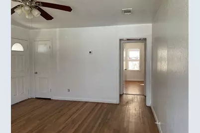 1007 Flag Street, Llano, TX 78643 - Photo 4