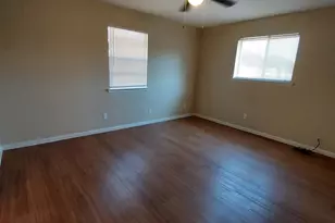 306 A Ave R St, Marble Falls, TX 78654 - Photo 10