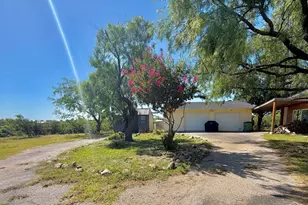 124 Co Rd 118, Llano, TX 78643 - Photo 16