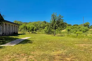 124 Co Rd 118, Llano, TX 78643 - Photo 18