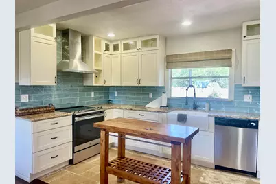 1105 Avenue D, Marble Falls, TX 78654 - Photo 6