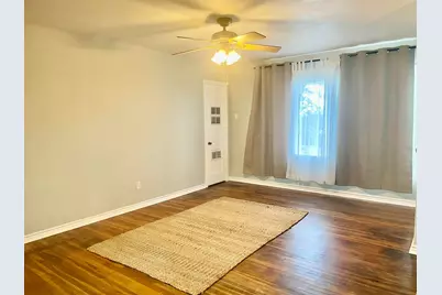 1105 Avenue D, Marble Falls, TX 78654 - Photo 10