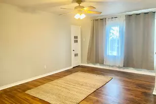 1105 Ave D, Marble Falls, TX 78654 - Photo 10