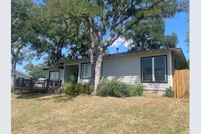 1105 Avenue D, Marble Falls, TX 78654 - Photo 2