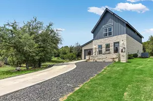 710 Tail Wind, Horseshoe Bay, TX 78657 - Photo 2