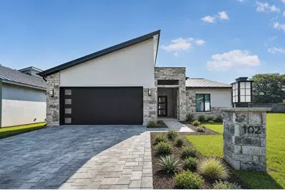 102 Menard Ct, Horseshoe Bay, TX 78657 - Photo 2