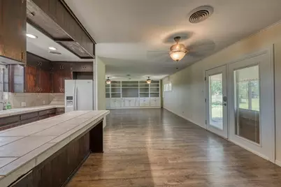 506 E Wallace Street, Llano, TX 78643 - Photo 14