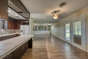 506 E Wallace St, Llano, TX 78643 - Photo 14