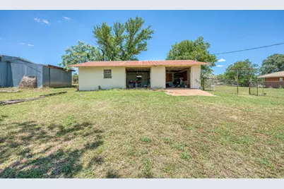 506 E Wallace Street, Llano, TX 78643 - Photo 30