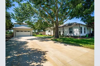 146 Meadow Ln, Marble Falls, TX 78654 - Photo 4