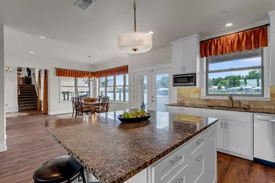 336 Park Lane, Sunrise Beach, TX 78643 - Photo 16