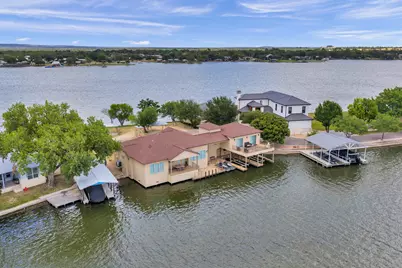336 Park Lane, Sunrise Beach, TX 78643 - Photo 4