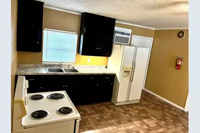401 Avenue J, Marble Falls, TX 78654 - Photo 10