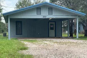 2001 King Rd, Marble Falls, TX 78654 - Photo 2