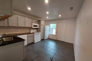 1904 Ridgeview, Kingsland, TX 78639 - Photo 6