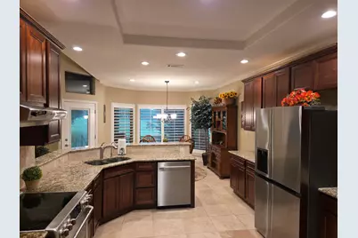 508 S Hi Circle, Horseshoe Bay, TX 78657 - Photo 12