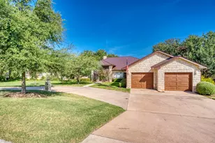 508 S Hi Circle, Horseshoe Bay, TX 78657 - Photo 2