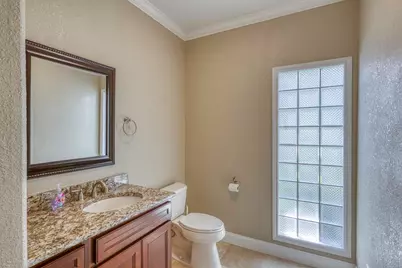 508 S Hi Circle, Horseshoe Bay, TX 78657 - Photo 12