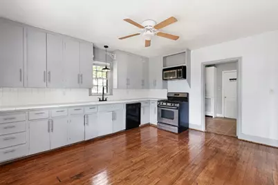 900 N Main, Burnet, TX 78611 - Photo 16