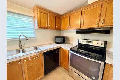 402 County Road 126A, Kingsland, TX 78639 - Photo 10