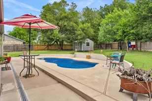 703 Kincheloe, Burnet, TX 78611 - Photo 32