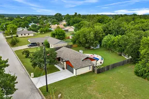 703 Kincheloe, Burnet, TX 78611 - Photo 4