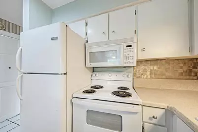 1202 Hi Stirrup #401, Horseshoe Bay, TX 78657 - Photo 16