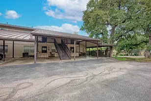 1202 Hi Stirrup, Horseshoe Bay, TX 78657 - Photo 36