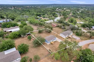 156 Julie Ln, Kingsland, TX 78639 - Photo 22