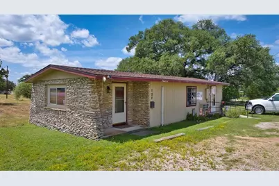 102 Bob Street, Kingsland, TX 78639 - Photo 6
