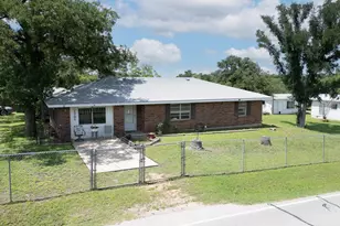 1701 Valley View Ln, Granite Shoals, TX 78654 - Photo 4