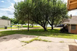 103 Live Oak, Tow, TX 78672 - Photo 6