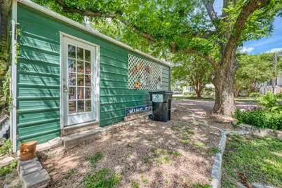 1605 Glen Cove Drive, Kingsland, TX 78639 - Photo 30
