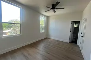 804 Hi Cir W, Horseshoe Bay, TX 78657 - Photo 10