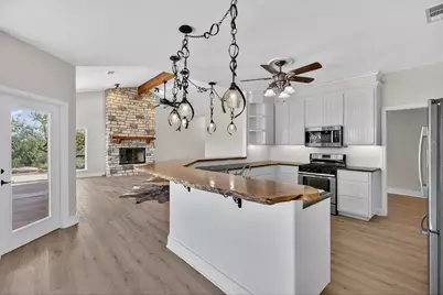 95 Gateway North, Marble Falls, TX 78654 - Photo 16