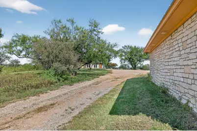 95 Gateway North, Marble Falls, TX 78654 - Photo 8