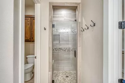 804 Four Oaks, Marble Falls, TX 78654 - Photo 16