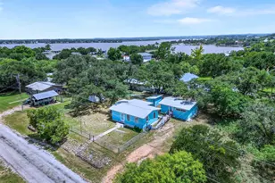 106 Beach Dr, Sunrise Beach, TX 78643 - Photo 1