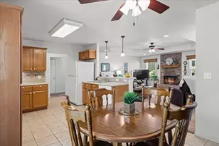1601 E Johnson St St, Burnet, TX 78611 - Photo 14