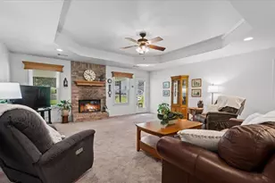 1601 E Johnson St St, Burnet, TX 78611 - Photo 6