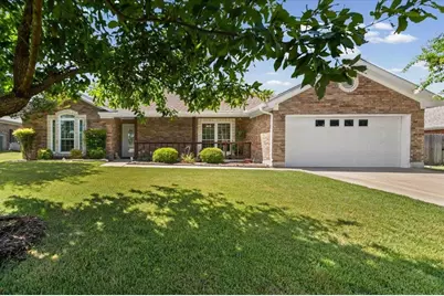 1601 E Johnson St Street, Burnet, TX 78611 - Photo 2